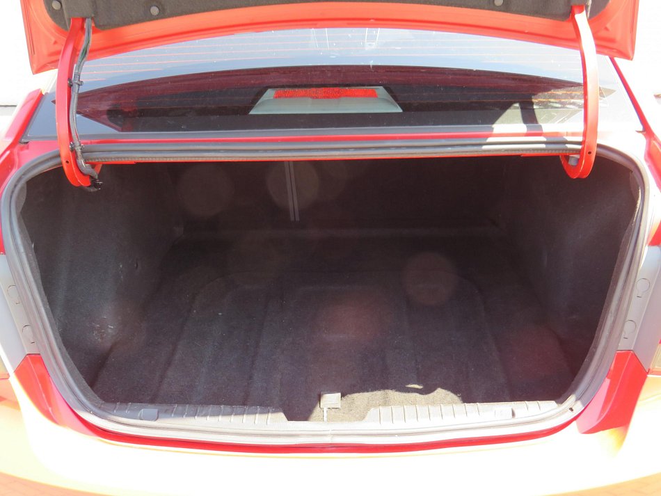 Chevrolet Cruze 1.6i 