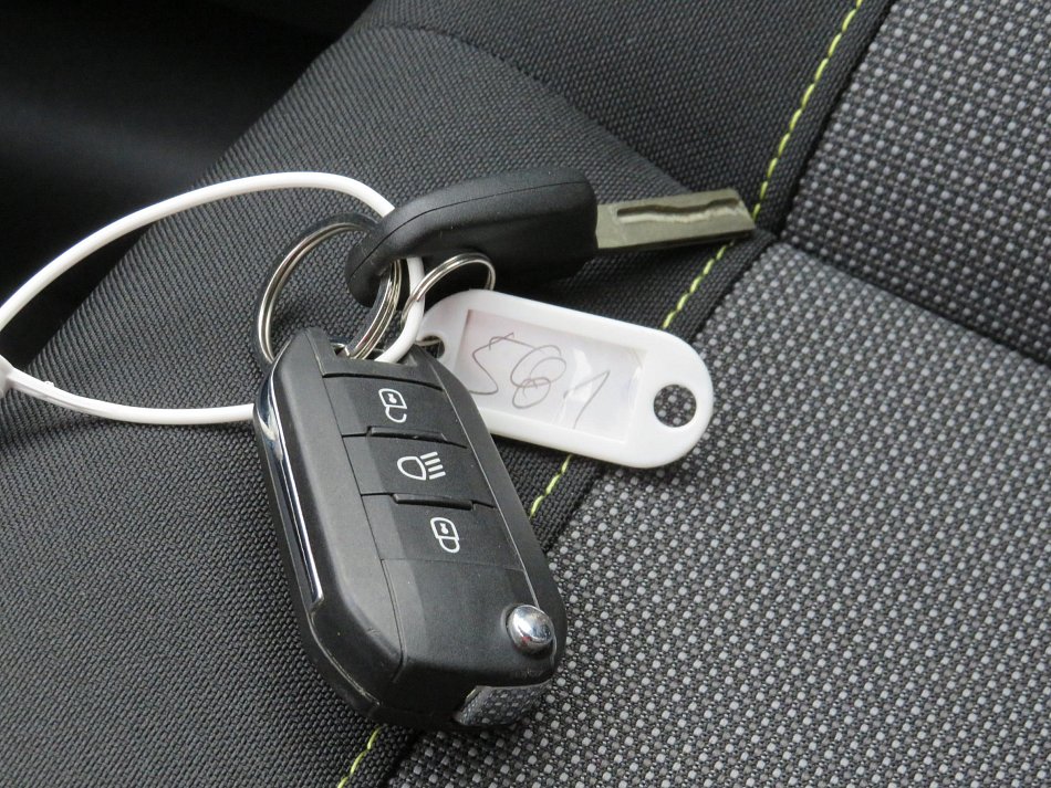 Citroën C3 1.2 PT Shine