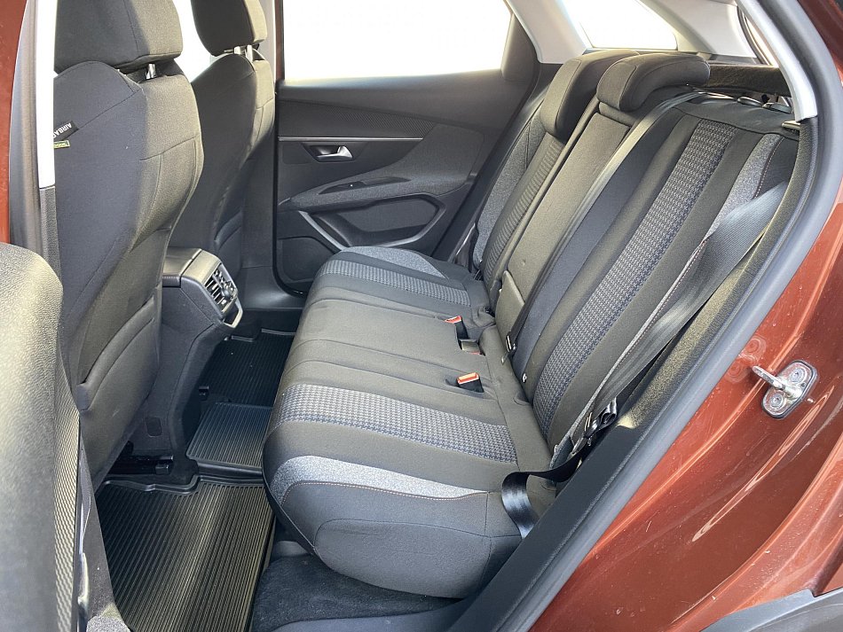 Peugeot 3008 1.2 PT Active