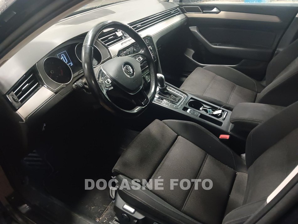 Volkswagen Passat 2.0 TDi 
