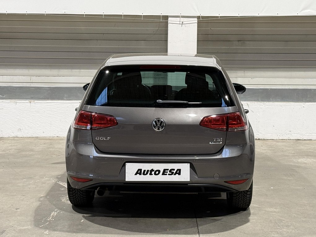 Volkswagen Golf 1.2 TSI 