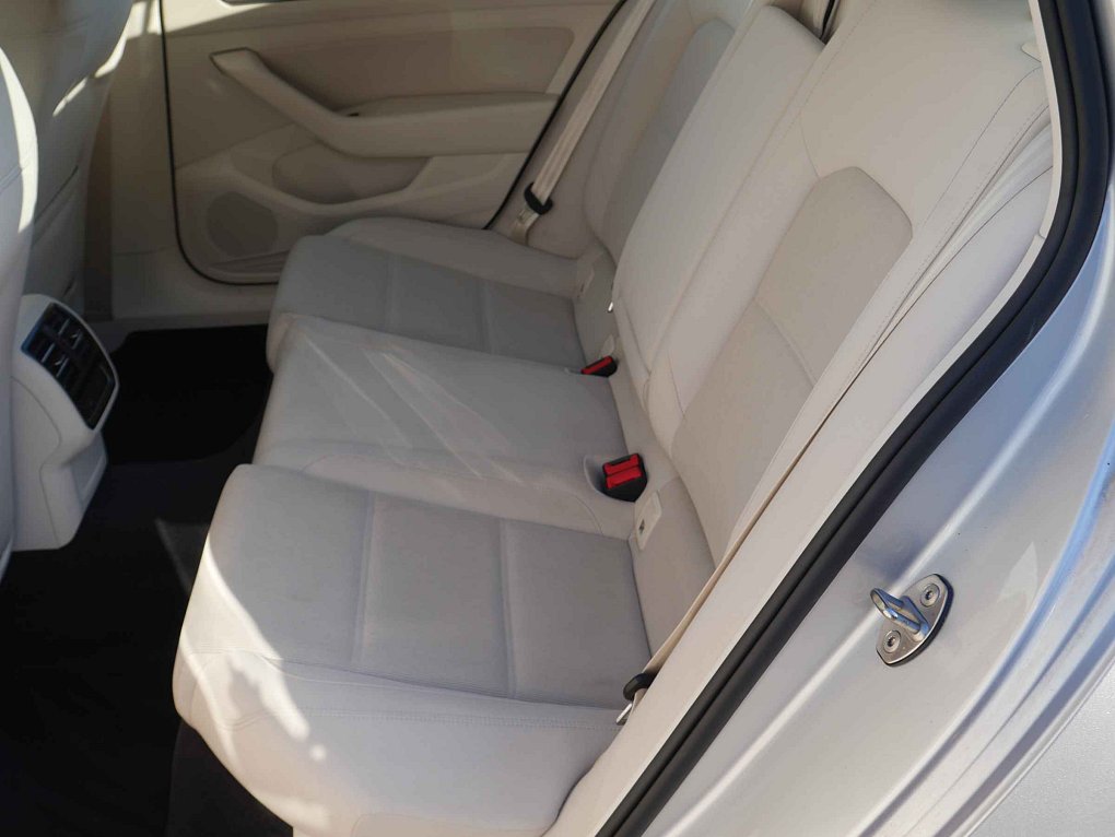 Volkswagen Passat 2.0 TDi Comfortline