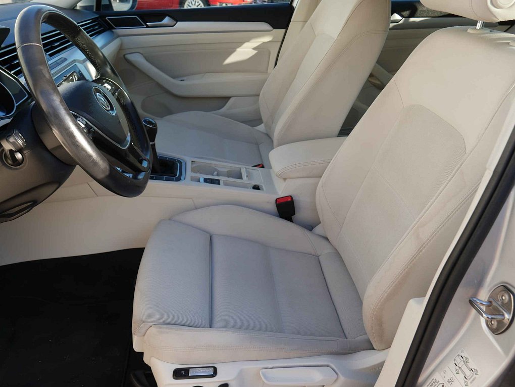 Volkswagen Passat 2.0 TDi Comfortline
