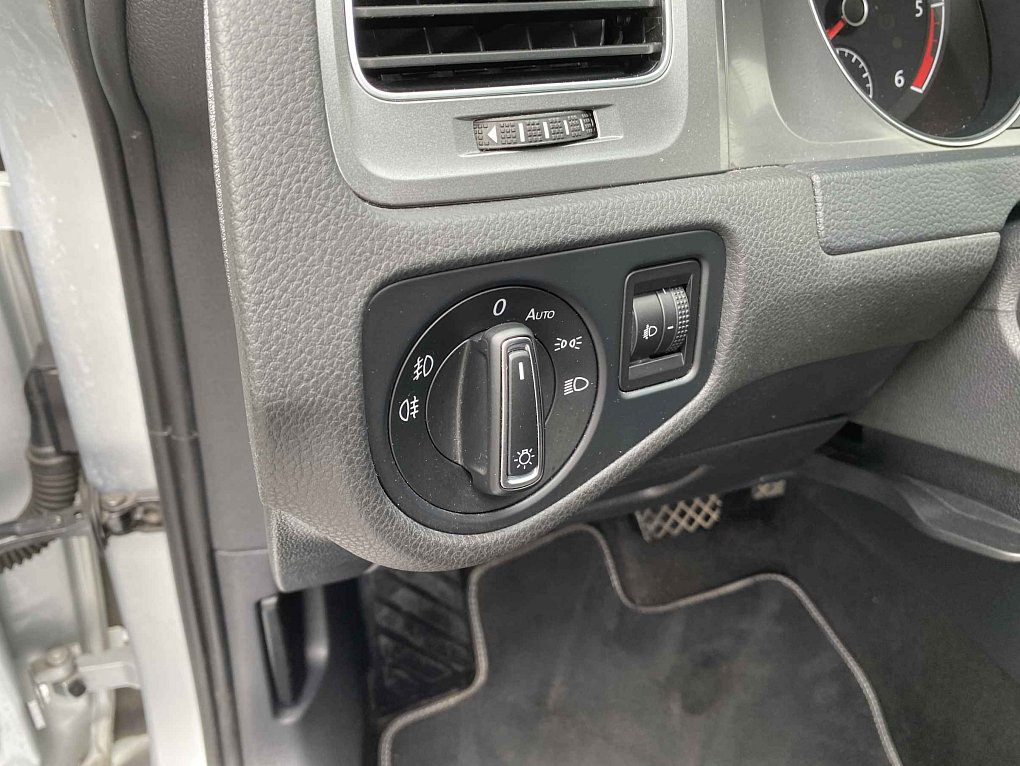 Volkswagen Golf 1.6 TDi Lounge