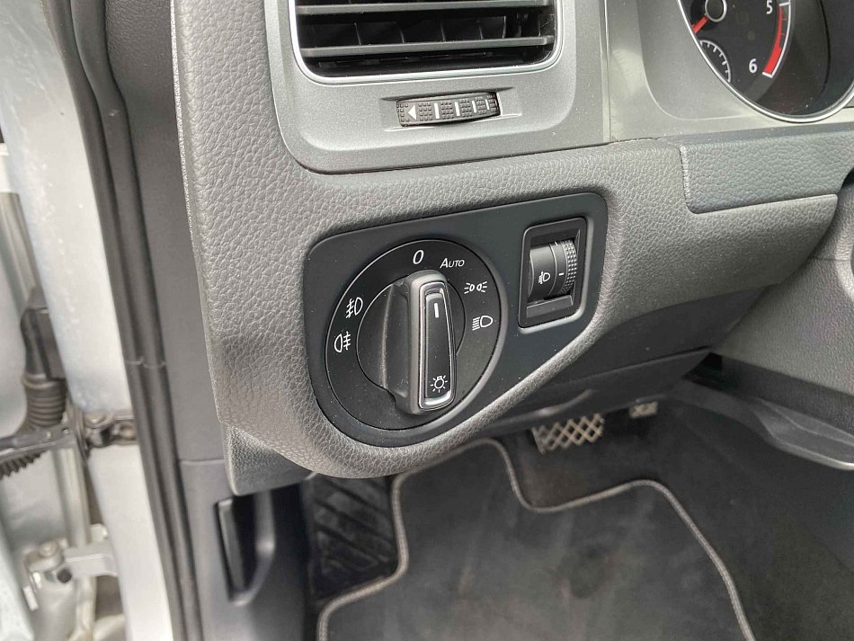 Volkswagen Golf 1.6 TDi Lounge
