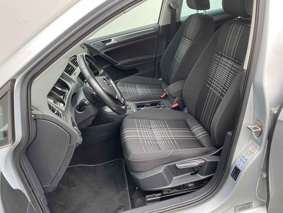 Volkswagen Golf 1.6 TDi Lounge
