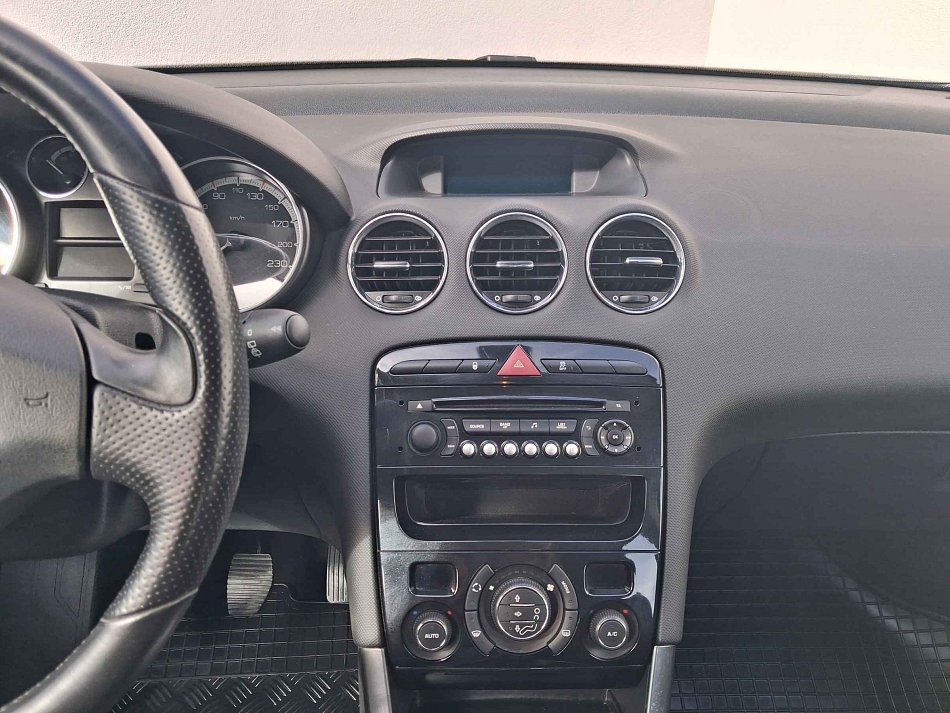 Peugeot 308 1.6 VTi 