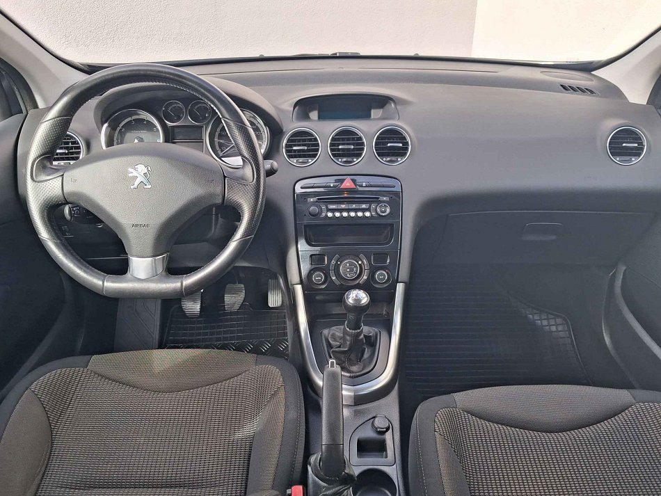 Peugeot 308 1.6 VTi 