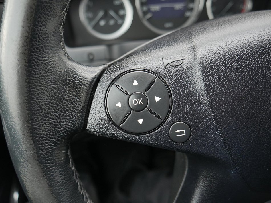 Mercedes-Benz Třída C 1.8 i 