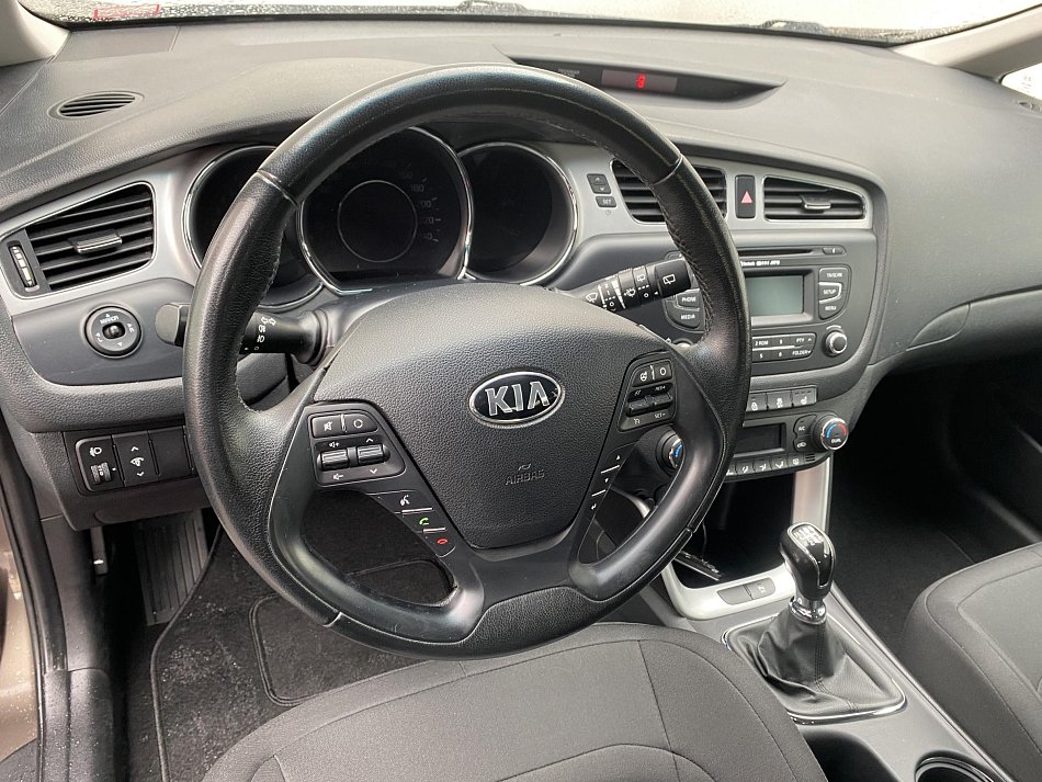 Kia Ceed 1.6 GDi FIFA World Cup