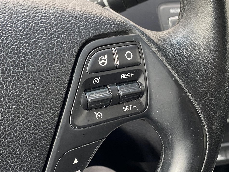 Kia Ceed 1.6 GDi FIFA World Cup