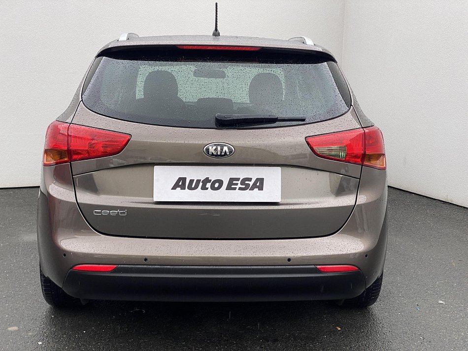 Kia Ceed 1.6 GDi FIFA World Cup