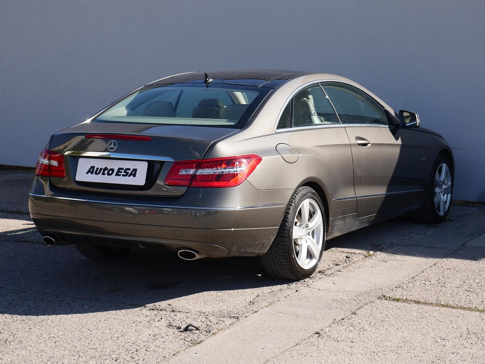 Mercedes-Benz Třída E 3.0 CDi  E350