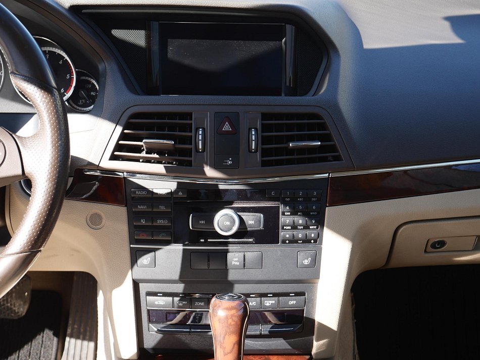Mercedes-Benz Třída E 3.0 CDi  E350
