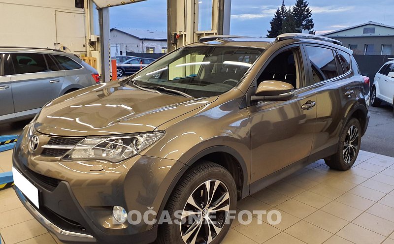 Toyota RAV4 2.0 