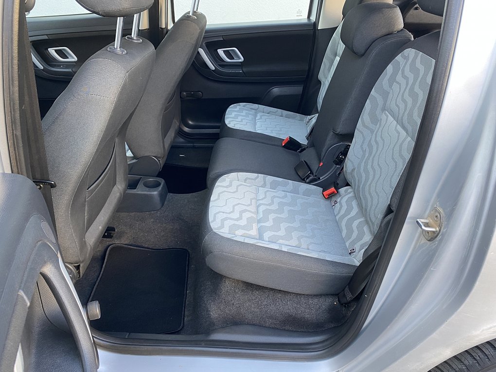 Škoda Roomster 1.6i 