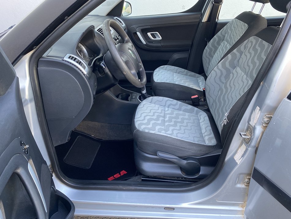 Škoda Roomster 1.6i 