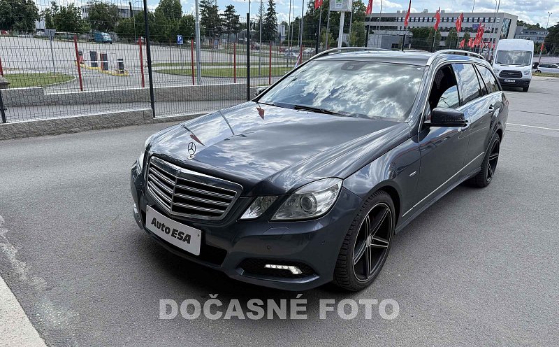 Mercedes-Benz Třída E 350 CDi  350