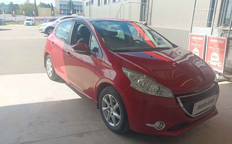 Peugeot 208 1.2 PT 