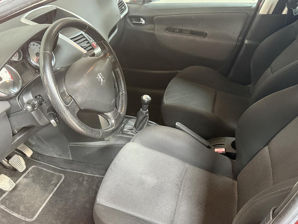 Peugeot 207 1.6 HDI 