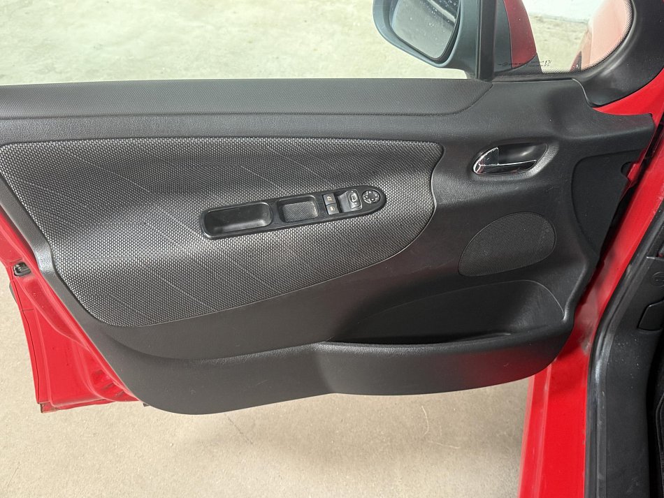 Peugeot 207 1.6 HDI 