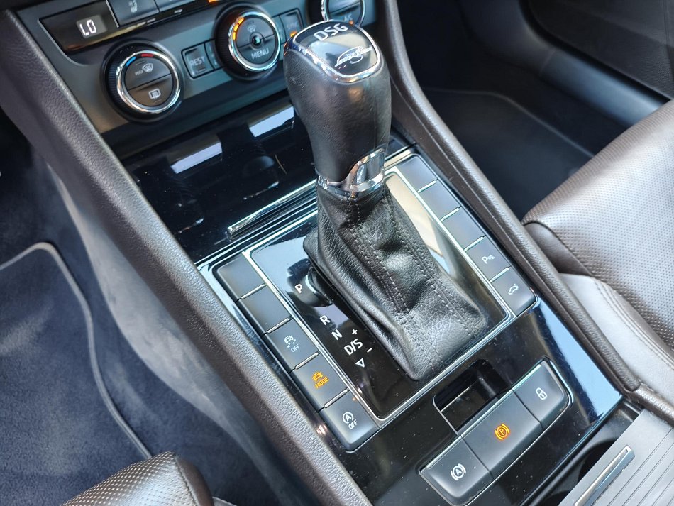 Škoda Superb III 2.0 TDi L&K 4x4