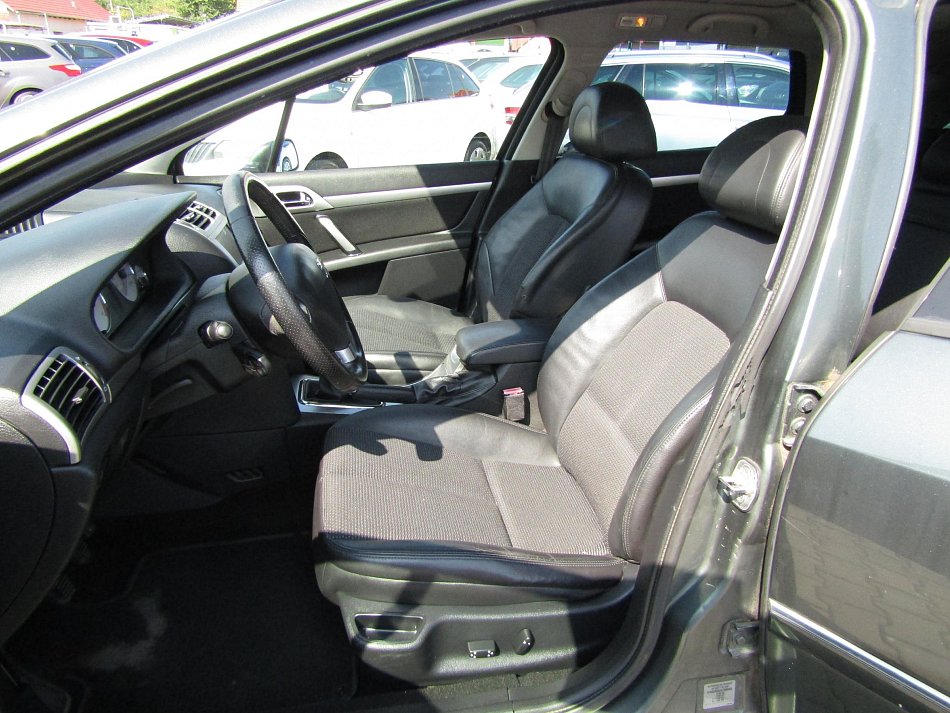 Peugeot 407 2.0 HDi  SW