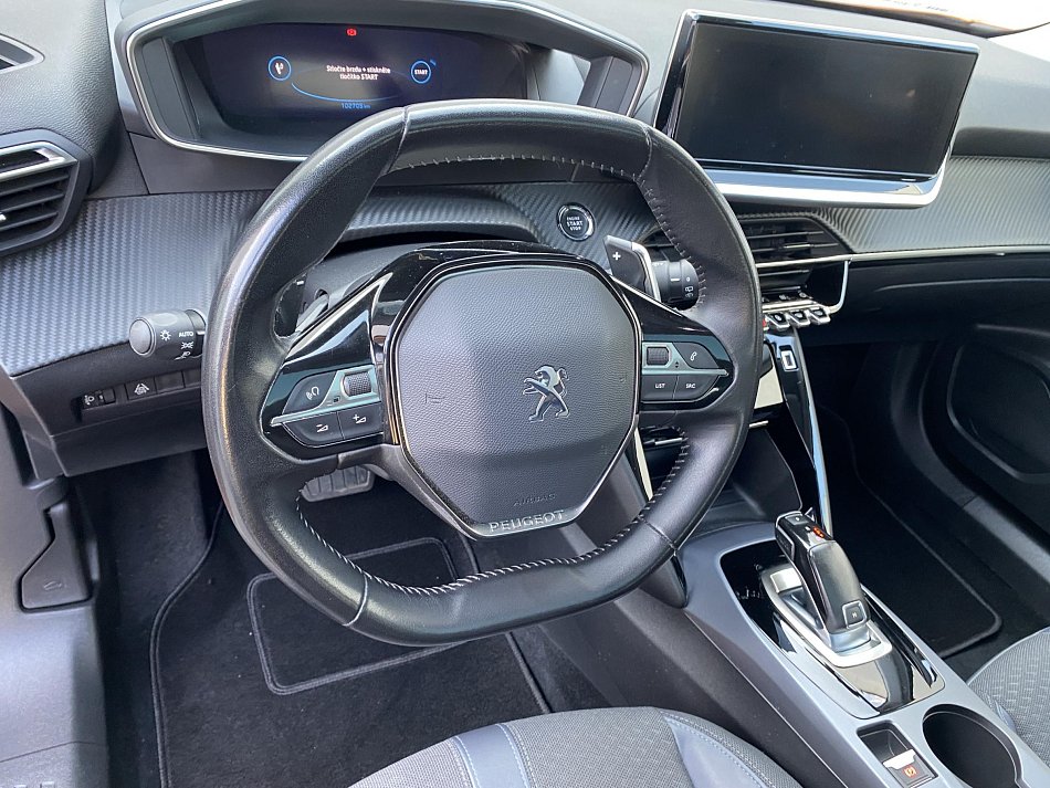 Peugeot 2008 1.2PT 
