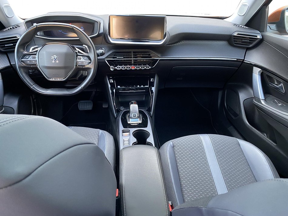 Peugeot 2008 1.2PT 