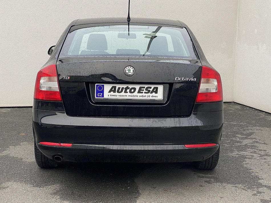 Škoda Octavia II 2.0 TDi Champion