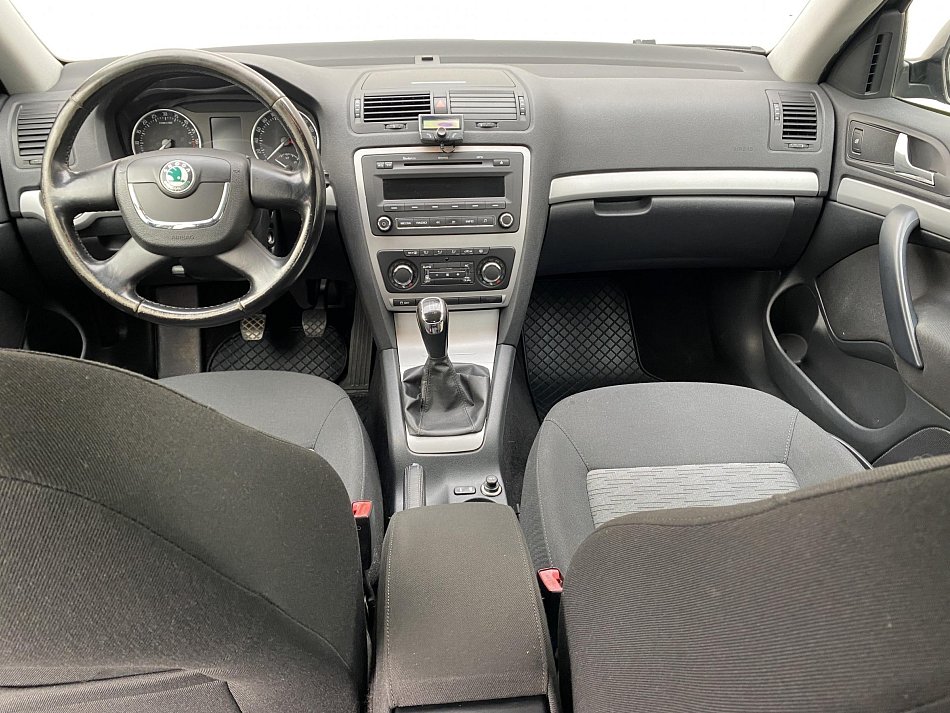 Škoda Octavia II 2.0 TDi Champion