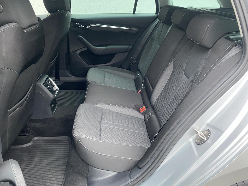 Škoda Octavia IV 1.5 TSi Style