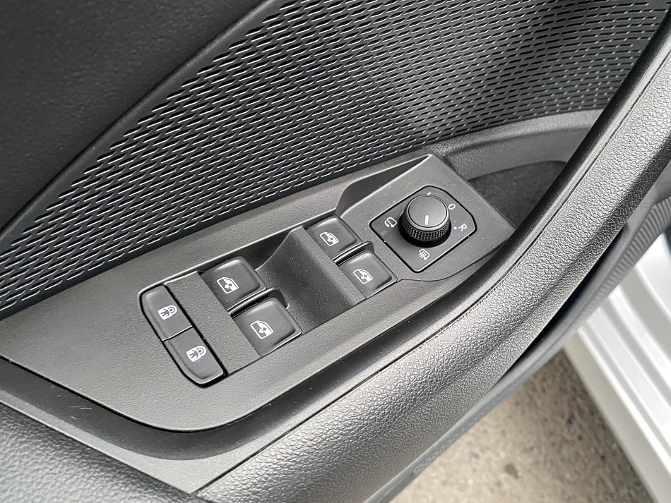 Škoda Octavia IV 1.5 TSi Style