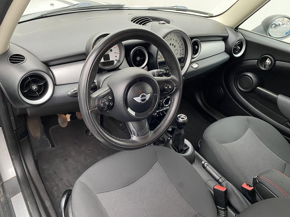 Mini Cooper 1.6 i 