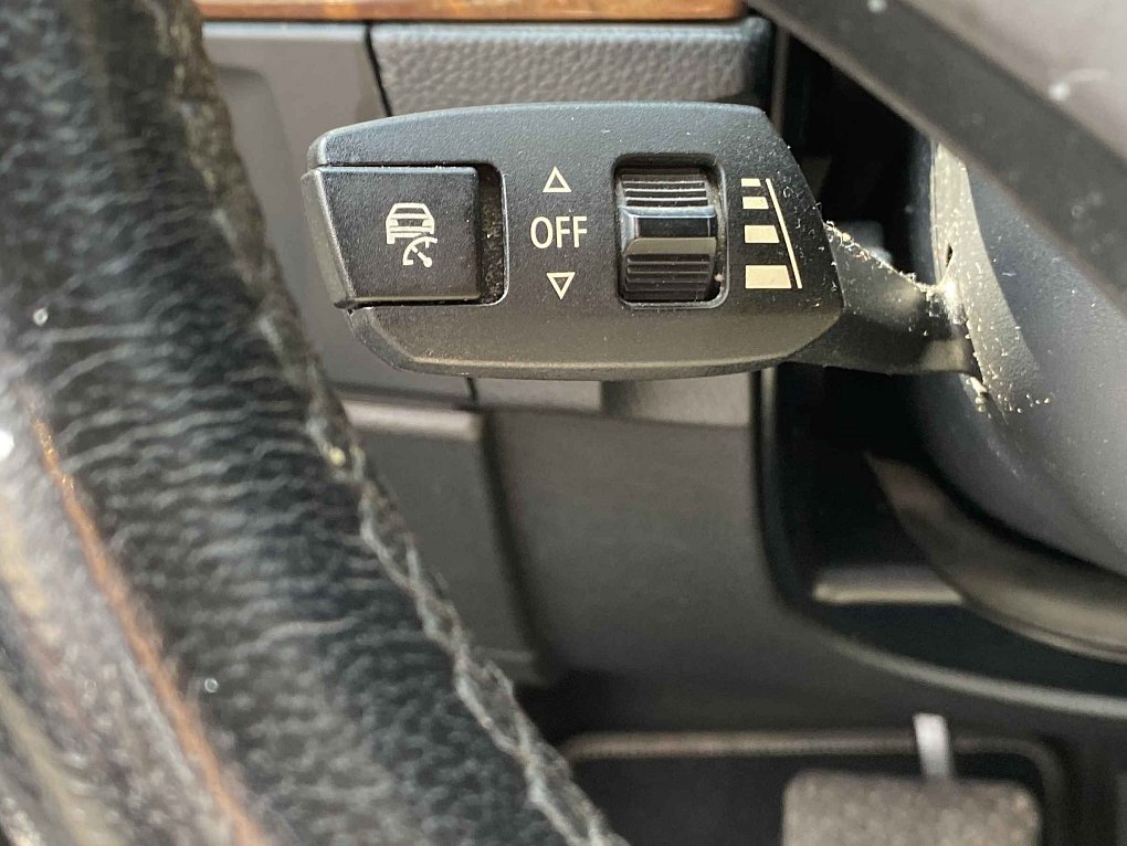 BMW Řada 3 3.0 i 