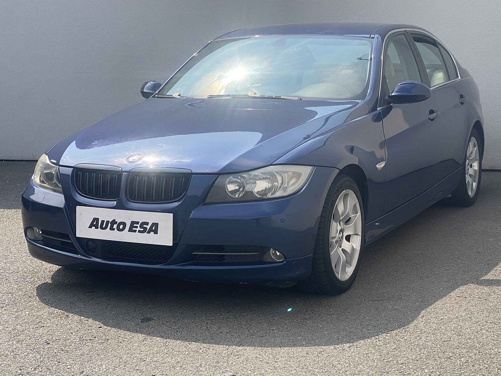 BMW Řada 3 3.0 i 