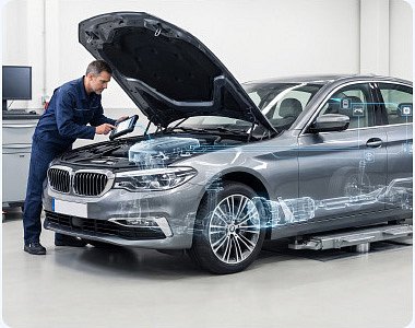 Ojetý vůz s automatickou převodovkou na prodejní ploše Auto ESA